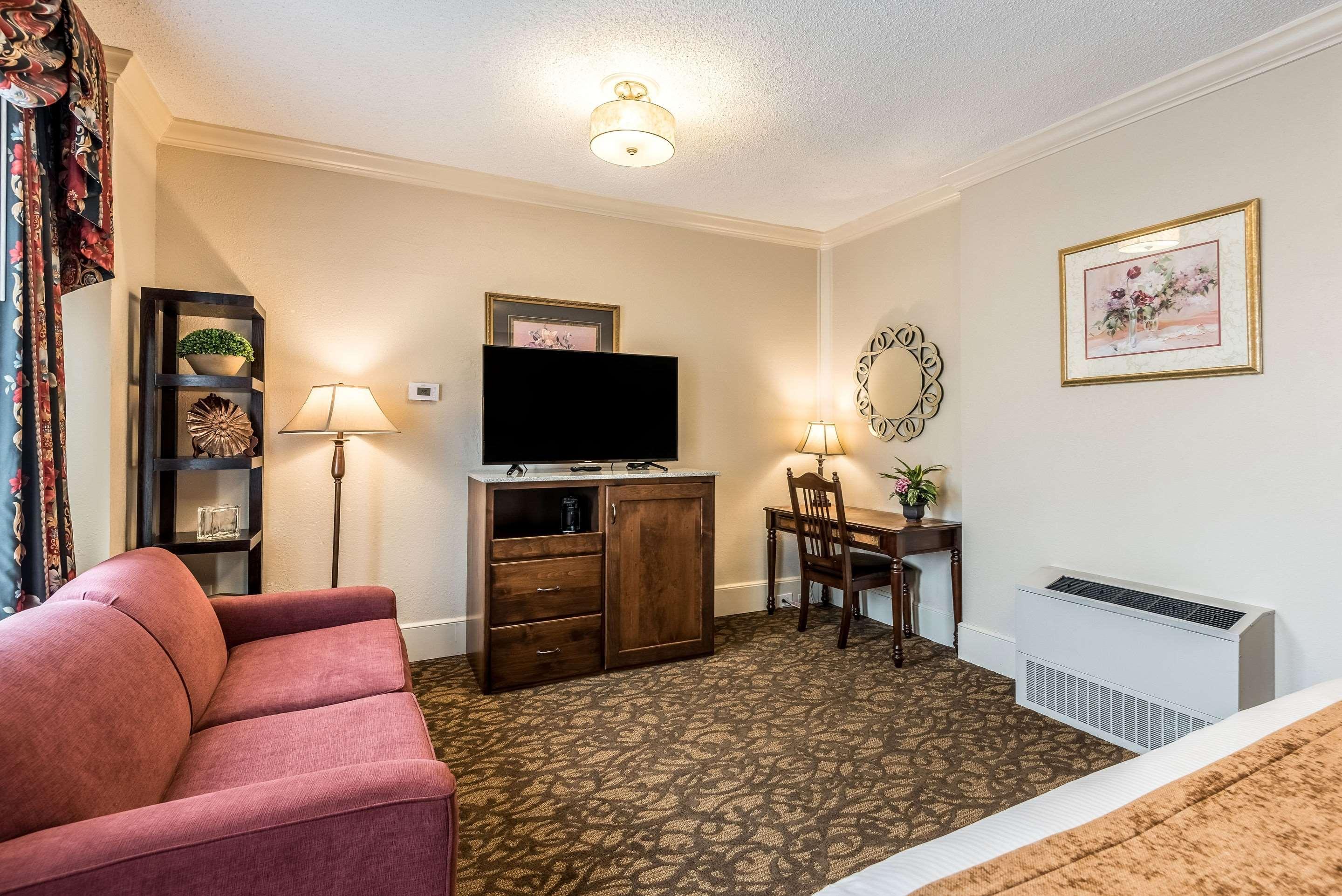 Bothwell District, Ascend Collection 3* Sedalia