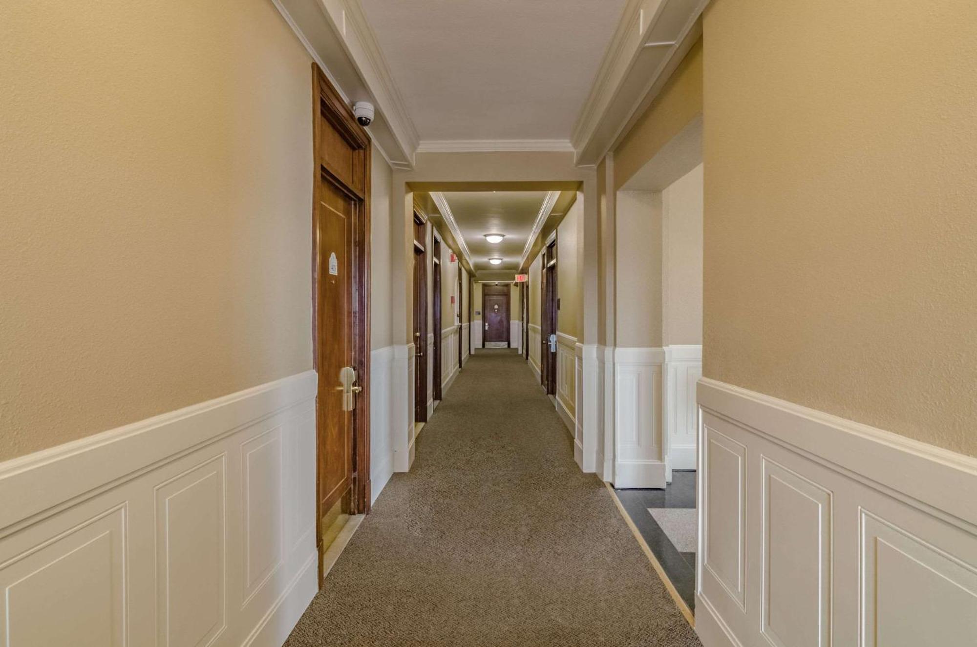 Bothwell District, Ascend Collection Hotel